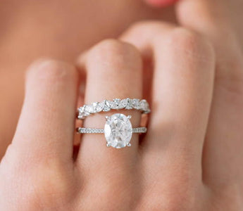 Classic Wedding Bands vs. Engagement Rings: Why You Need Both (And How to Wear Them Together)