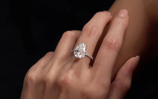 The Pear-Shaped Engagement Ring Revolution: Why EPI Jewelry’s Tear-Drop Design is the 2025 Wedding Icon